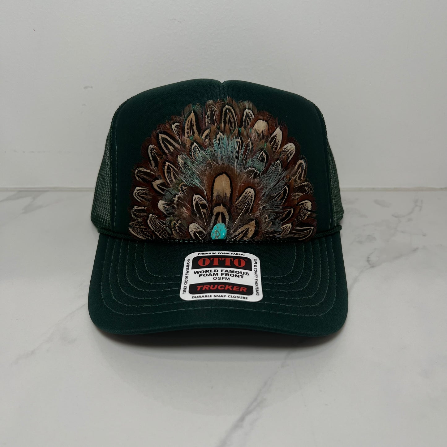 FEATHER Trucker Hat Dark Green