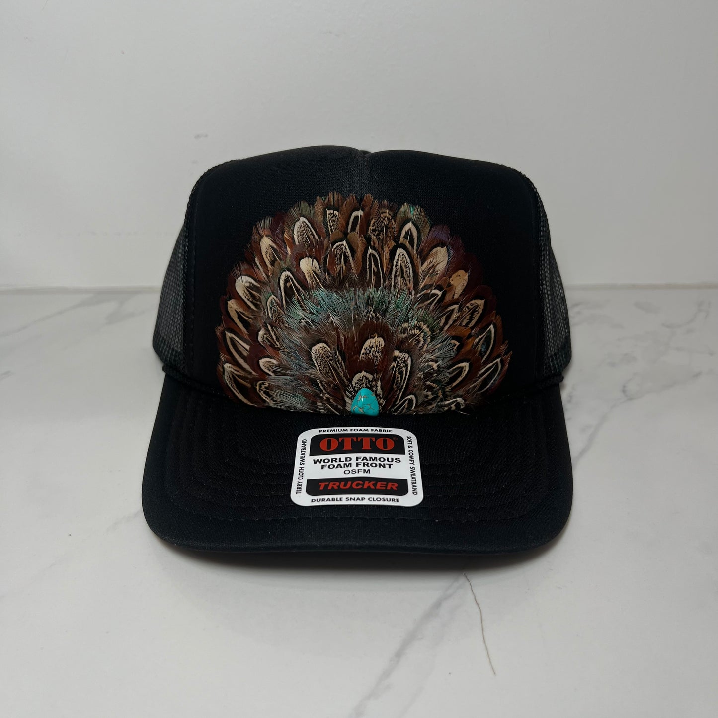 FEATHER Trucker Hat Black