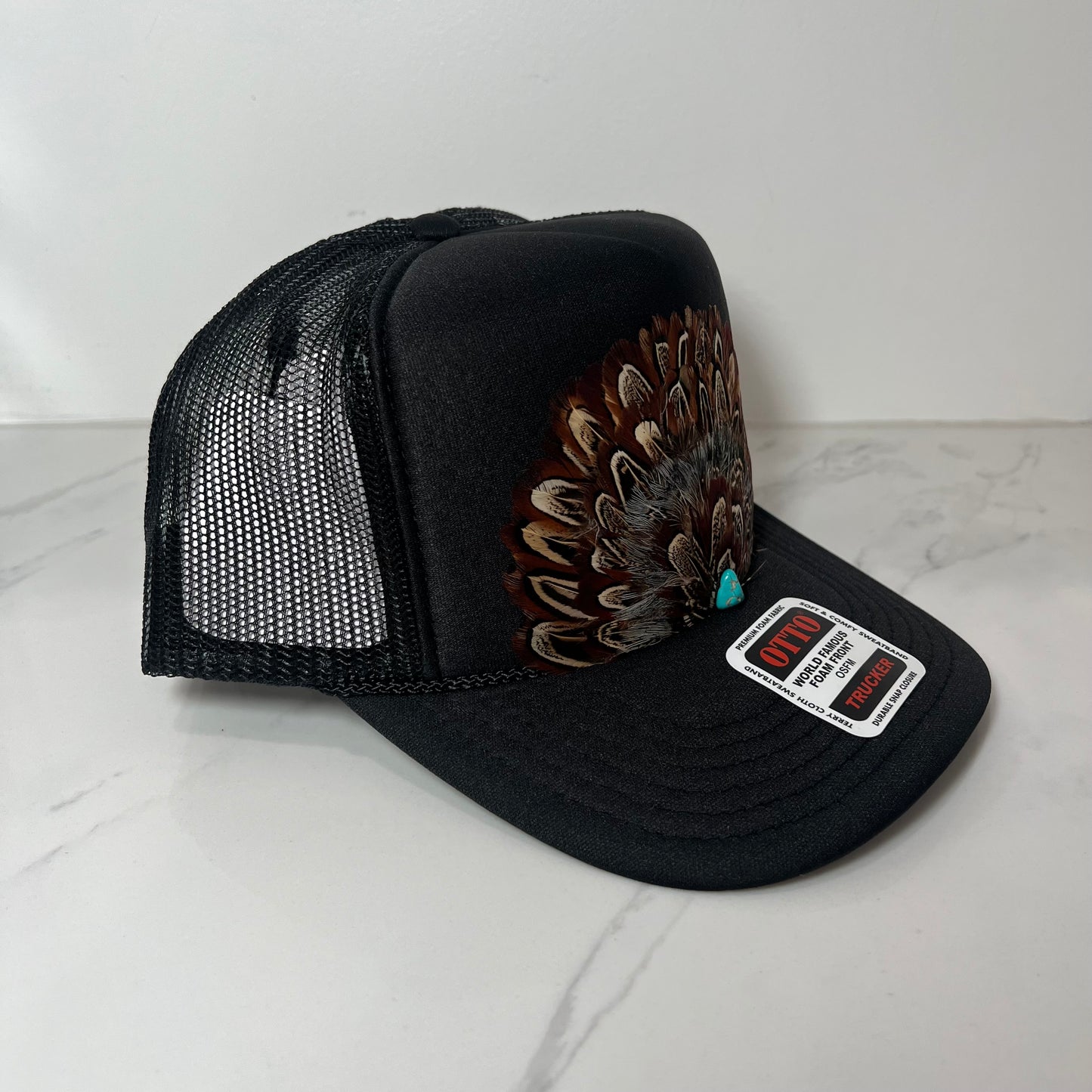 FEATHER Trucker Hat Black